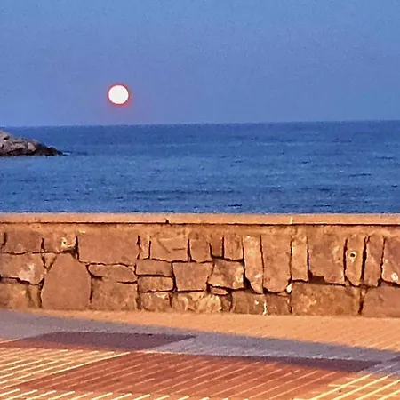 Дом отдыха Chalet Cerca Del Mar. Миами-Плайя